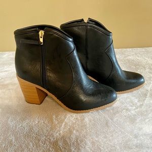 Woman’s boots